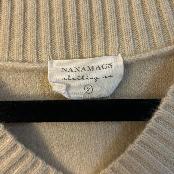 Camel Crop Sweater - Picture 4 of 4